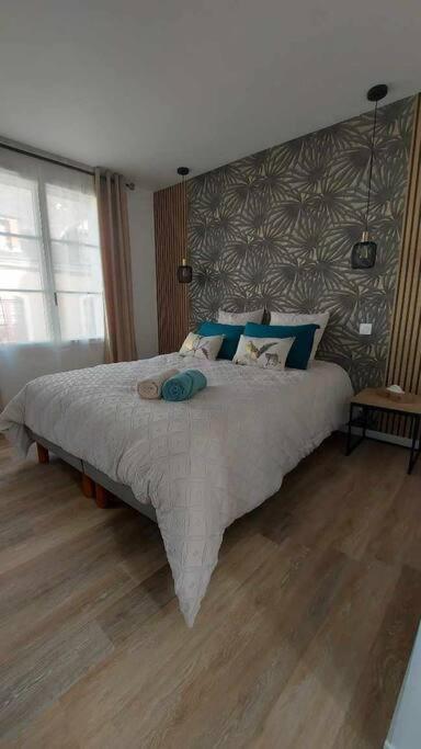 Mister Hinster - Studio Tout Confort Centre Ville Nogent-Le-Rotrou - 1E Etage Exterior foto