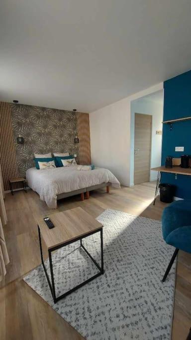 Mister Hinster - Studio Tout Confort Centre Ville Nogent-Le-Rotrou - 1E Etage Exterior foto
